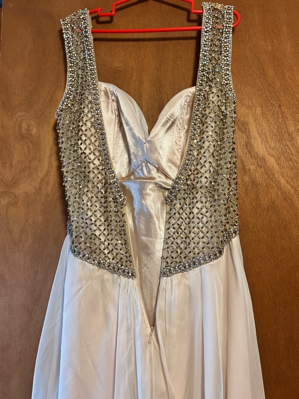 La Femme Chiffon Gown long Dress Size 10 Prompts Formal Beaded Sparkly champagne - Picture 9 of 16